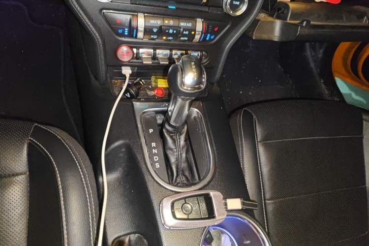 Used Ford Mustang 2019 2.3L EcoBoost Gear Lever