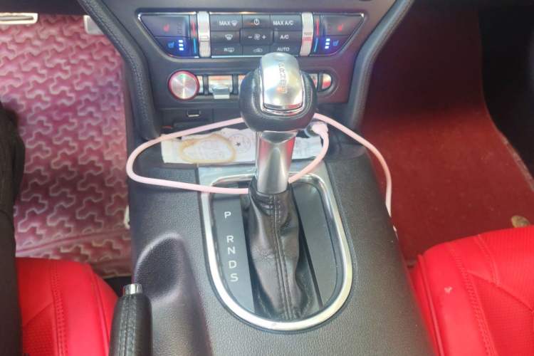 Used Ford Mustang 2019 2.3L EcoBoost Gear Lever