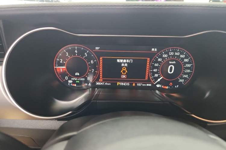 Used Ford Mustang  Instrument Cluster