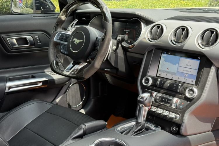 Used Ford Mustang 2019 2.3L EcoBoost Interior 1