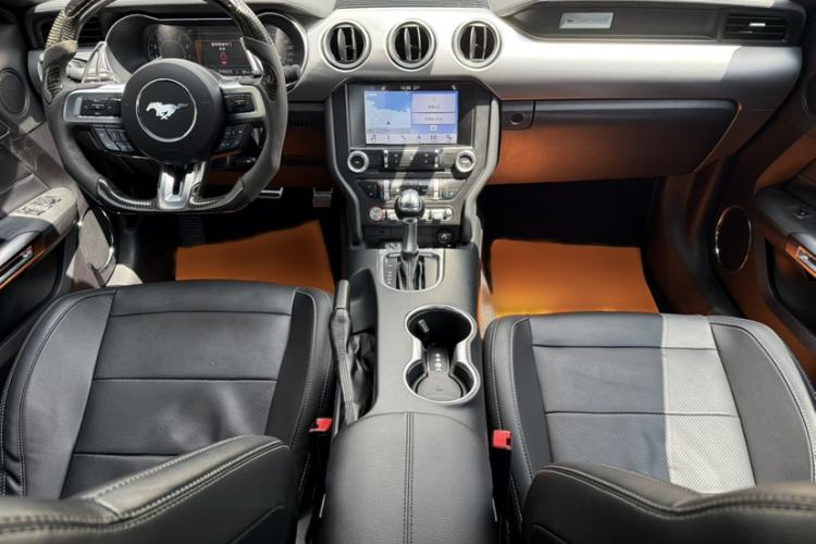 Used Ford Mustang 2019 2.3L EcoBoost Interior 3