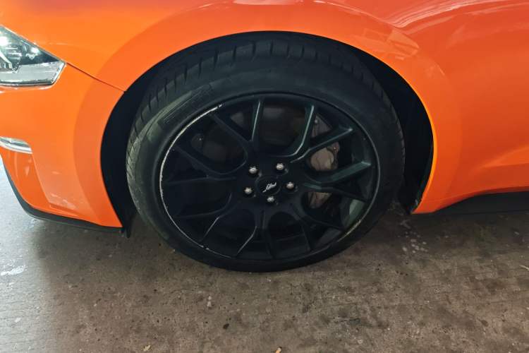 Used Ford Mustang 2019 2.3L EcoBoost Left Front Wheel Hub