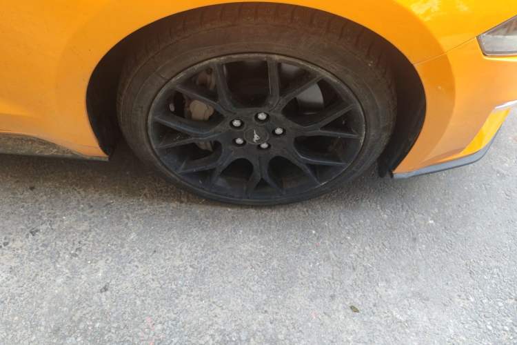Used Ford Mustang 2019 2.3L EcoBoost Right Front Wheel Hub