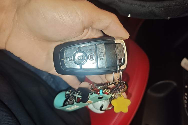 Used Ford Mustang 2019 2.3L EcoBoost Vehicle Key