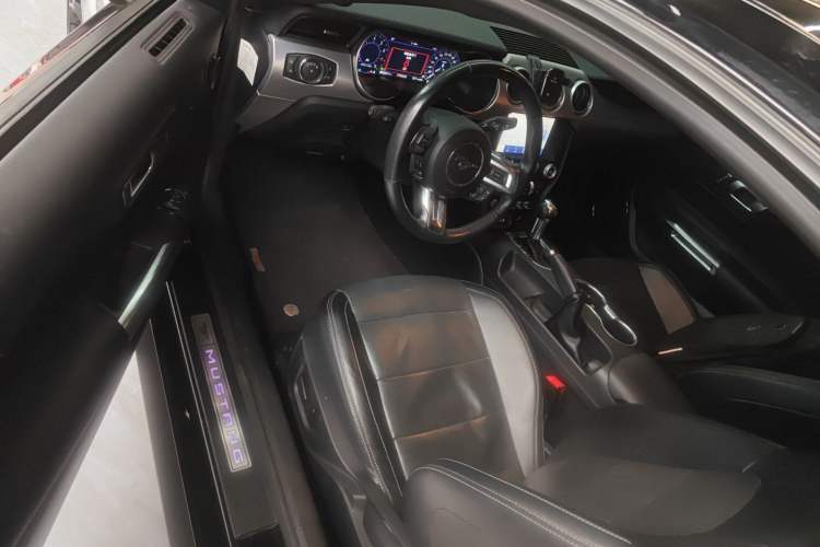 Used Ford Mustang 2020 2.3L EcoBoost Driver Seat