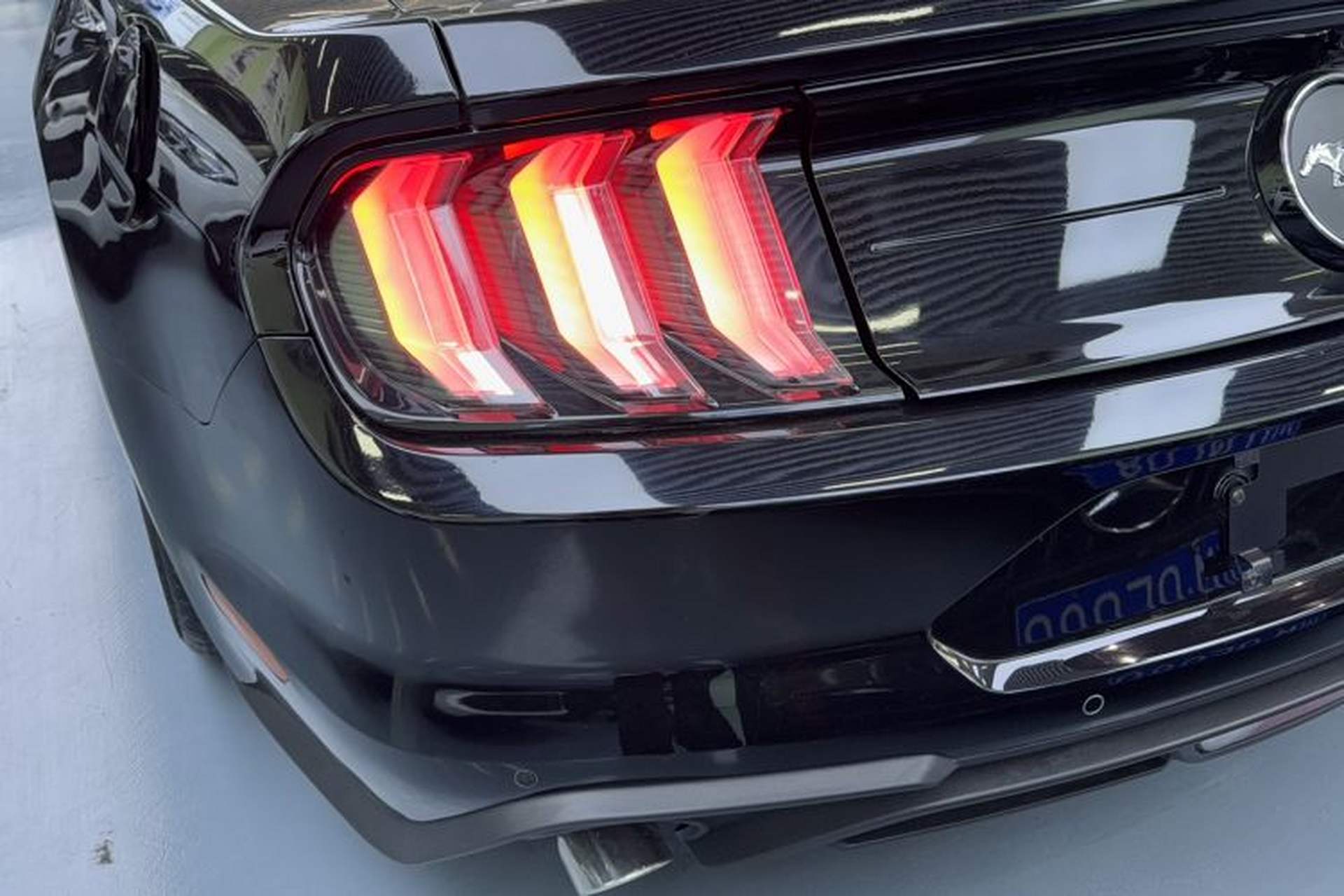 Used Ford Mustang 2020 2.3L EcoBoost Exterior 6