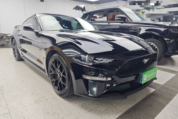 Used Ford Mustang 2020 2.3L EcoBoost Front Right 45 Deg