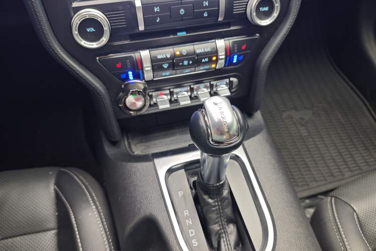Used Ford Mustang 2020 2.3L EcoBoost Gear Lever