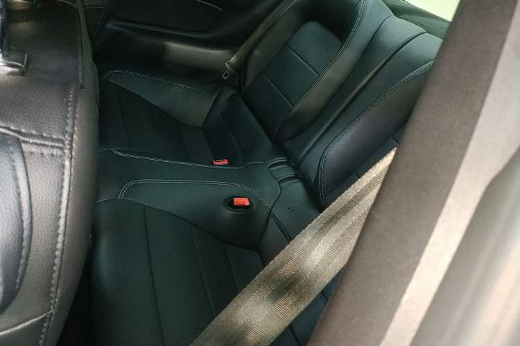 Used Ford Mustang 2020 2.3L EcoBoost Interior 4