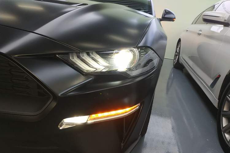 Used Ford Mustang 2020 2.3L EcoBoost Left Front Headlight
