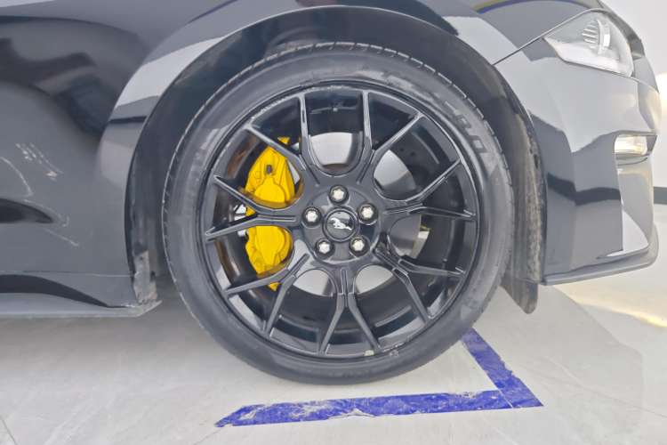 Used Ford Mustang 2020 2.3L EcoBoost Left Front Wheel Hub