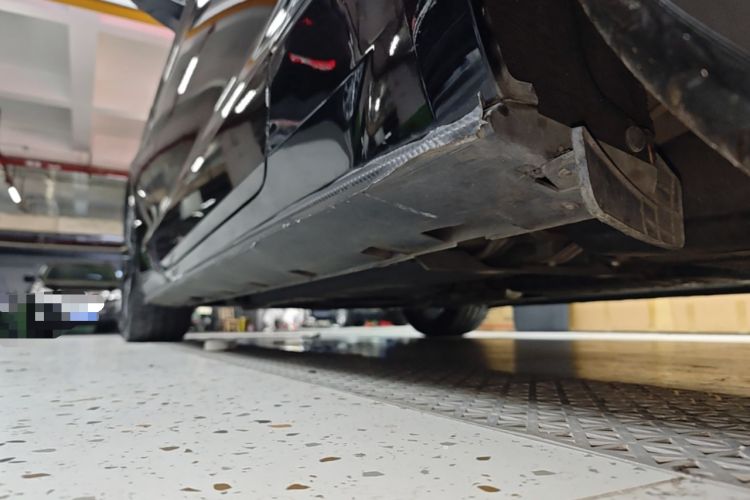 Used Ford Mustang 2020 2.3L EcoBoost Left Side Sill
