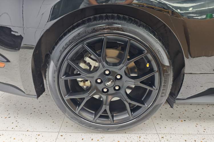 Used Ford Mustang 2020 2.3L EcoBoost Right Rear Wheel Hub