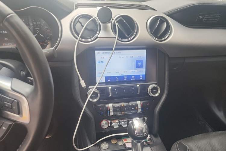 Used Ford Mustang 2020 2.3L EcoBoost Audio And AC Panel