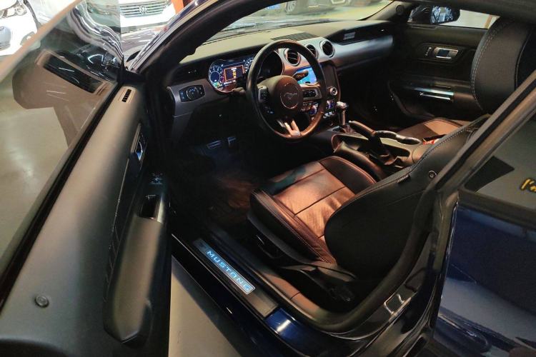 Used Ford Mustang 2020 2.3L EcoBoost Driver Seat