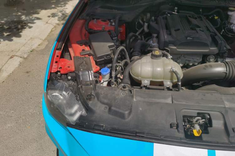 Used Ford Mustang 2020 2.3L EcoBoost Engine Bay Right