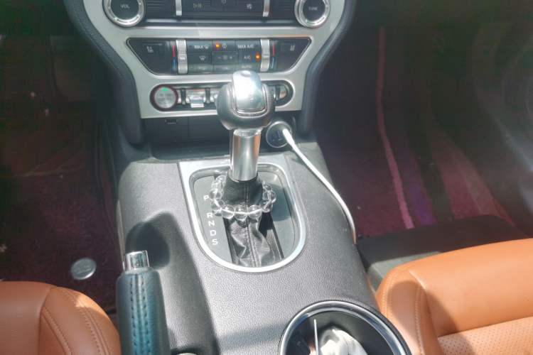 Used Ford Mustang 2020 2.3L EcoBoost Gear Lever