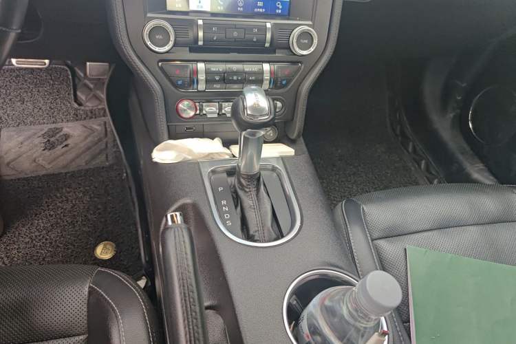Used Ford Mustang 2020 2.3L EcoBoost Gear Lever