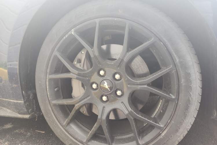 Used Ford Mustang 2020 2.3L EcoBoost Right Front Wheel Hub