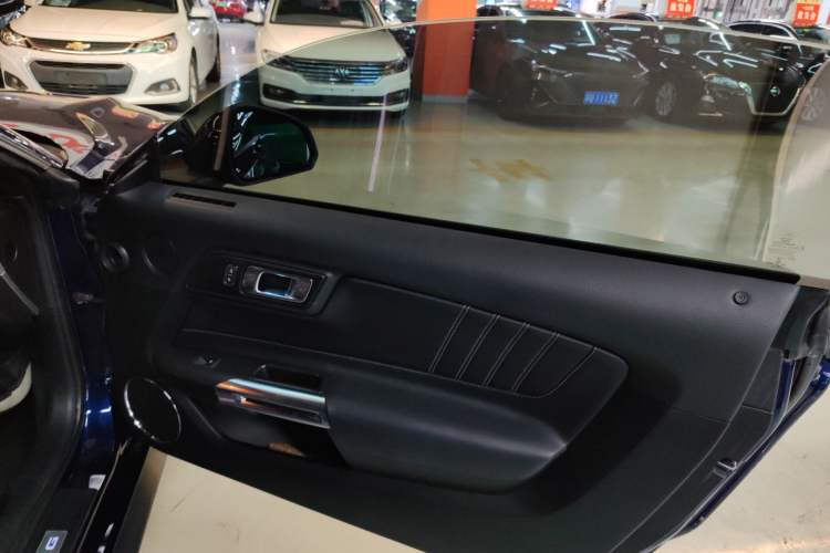Used Ford Mustang 2020 2.3L EcoBoost Right Rear Door Interior
