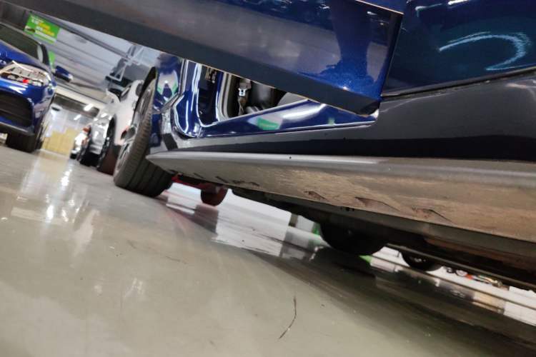 Used Ford Mustang 2020 2.3L EcoBoost Right Side Sill