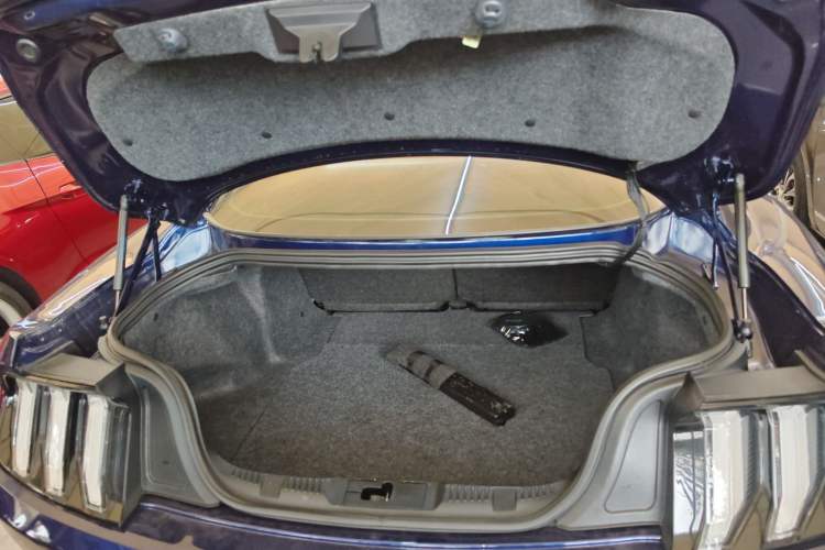 Used Ford Mustang 2020 2.3L EcoBoost Trunk