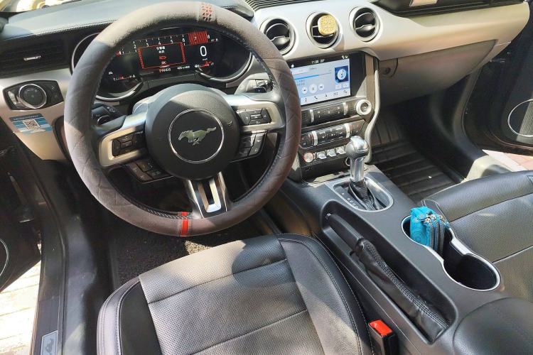 Used Ford Mustang 2020 2.3L EcoBoost Center Console