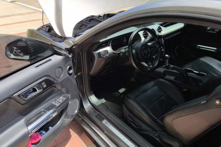 Used Ford Mustang 2020 2.3L EcoBoost Driver Seat