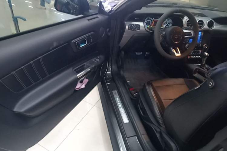 Used Ford Mustang 2020 2.3L EcoBoost Driver Seat