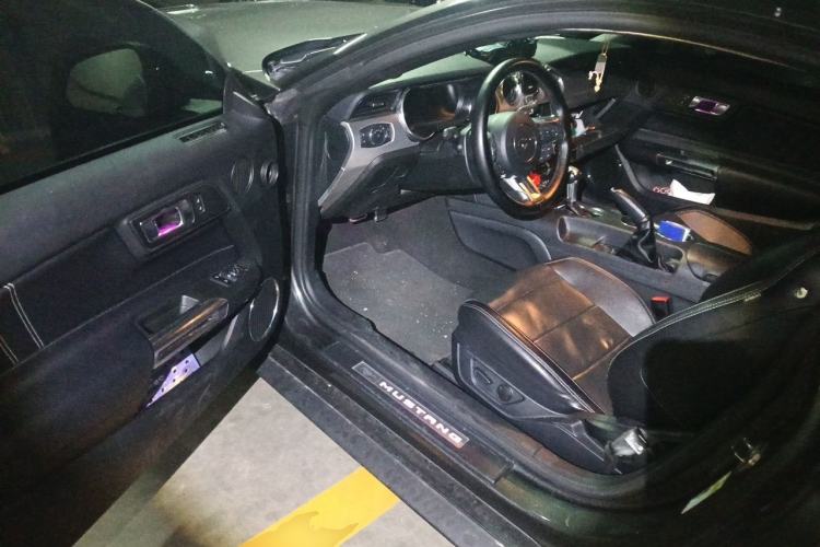 Used Ford Mustang 2020 2.3L EcoBoost Driver Seat