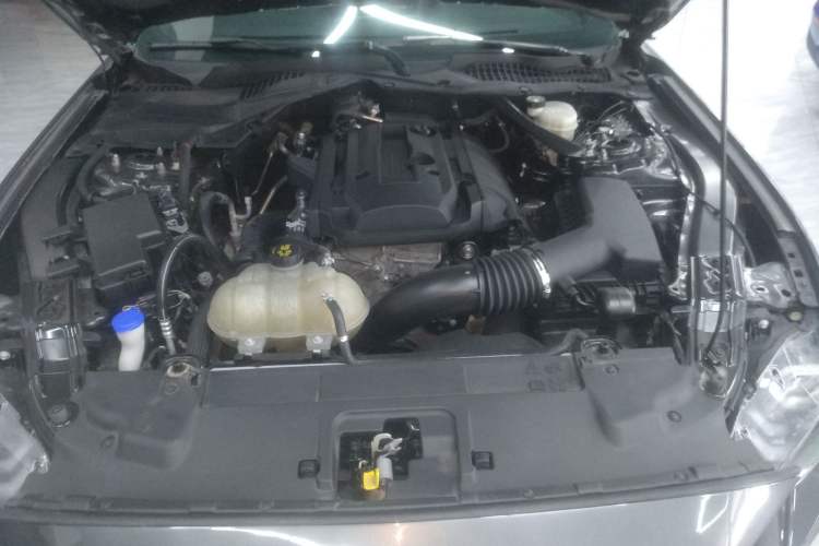 Used Ford Mustang 2020 2.3L EcoBoost Engine Bay