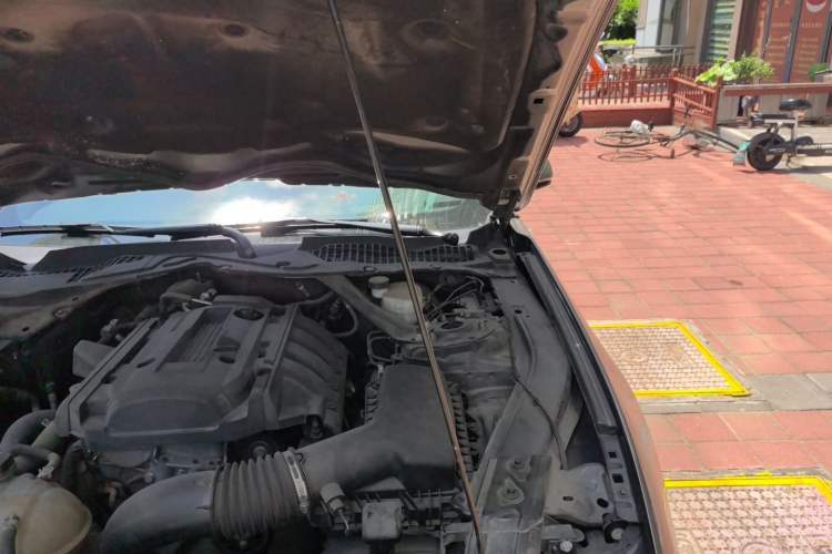 Used Ford Mustang 2020 2.3L EcoBoost Engine Bay Left