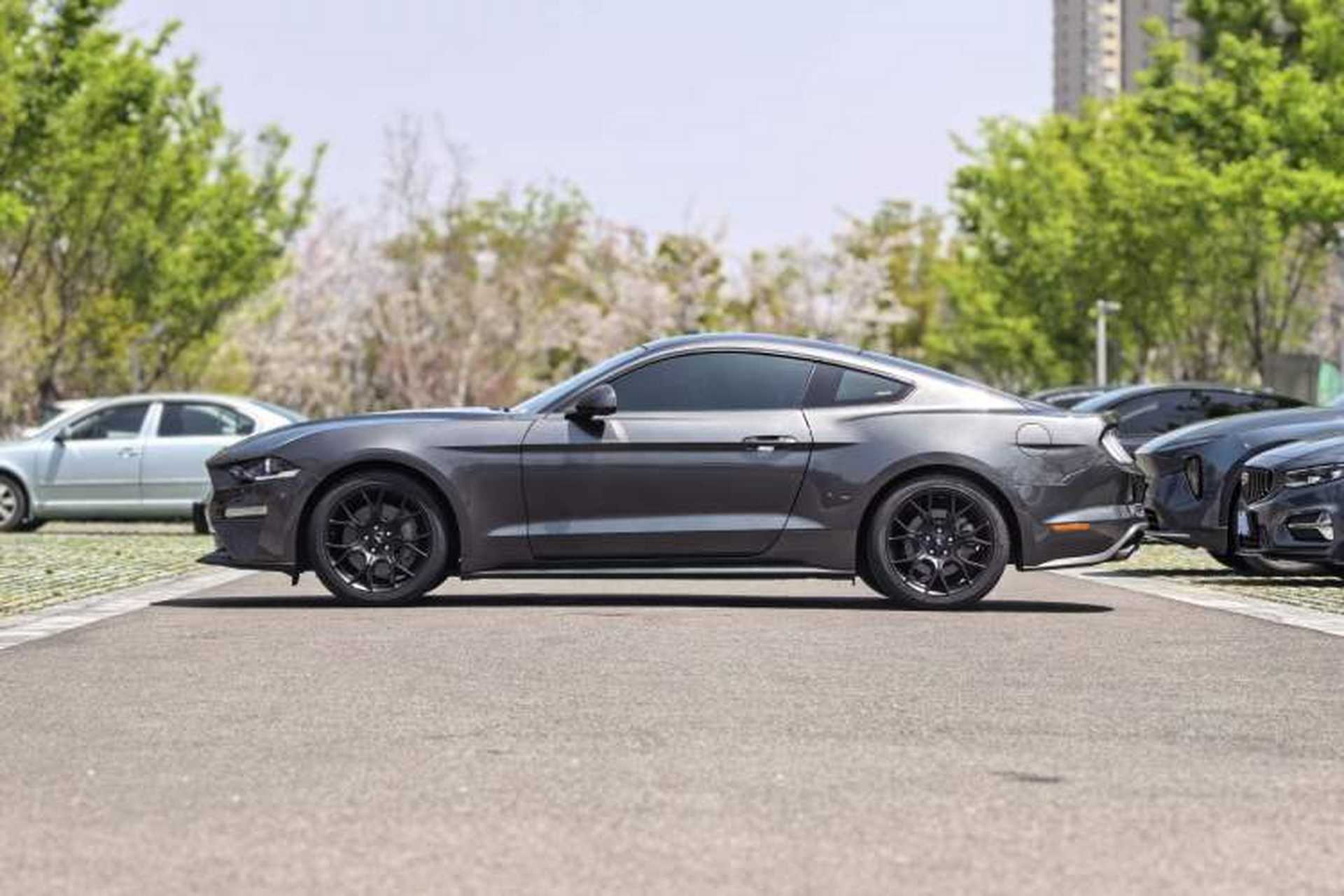Used Ford Mustang 2020 2.3L EcoBoost Exterior 2