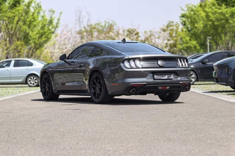 Used Ford Mustang 2020 2.3L EcoBoost Exterior 3