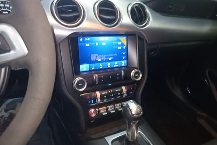 Used Ford Mustang 2020 2.3L EcoBoost Gear Lever