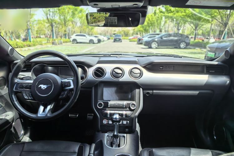 Used Ford Mustang 2020 2.3L EcoBoost Interior 2