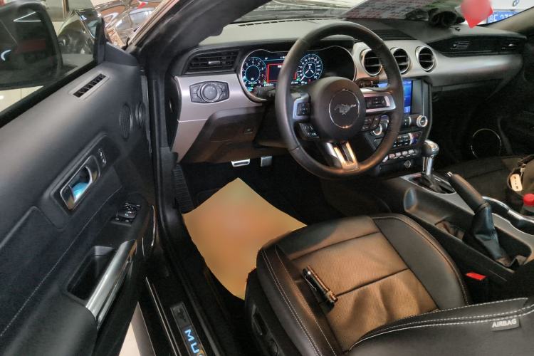 Used Ford Mustang 2020 2.3L EcoBoost Interior 3