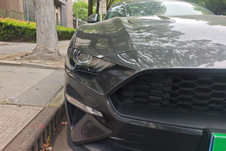 Used Ford Mustang 2020 2.3L EcoBoost Right Front Headlight