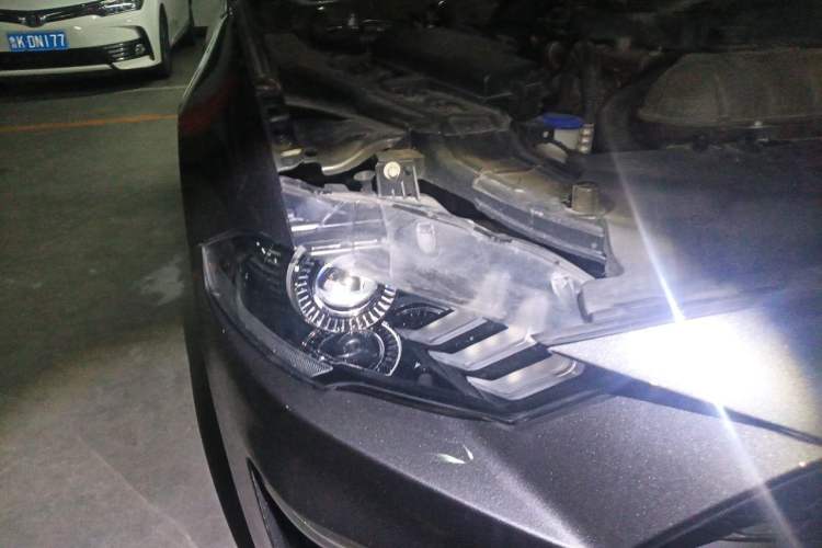Used Ford Mustang 2020 2.3L EcoBoost Right Front Headlight