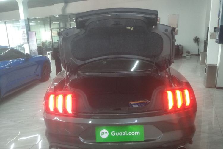 Used Ford Mustang 2020 2.3L EcoBoost Trunk