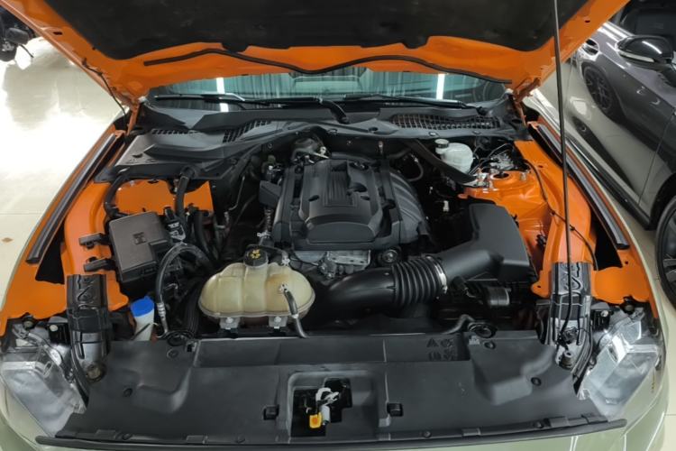 Used Ford Mustang 2020 2.3L EcoBoost Engine Bay