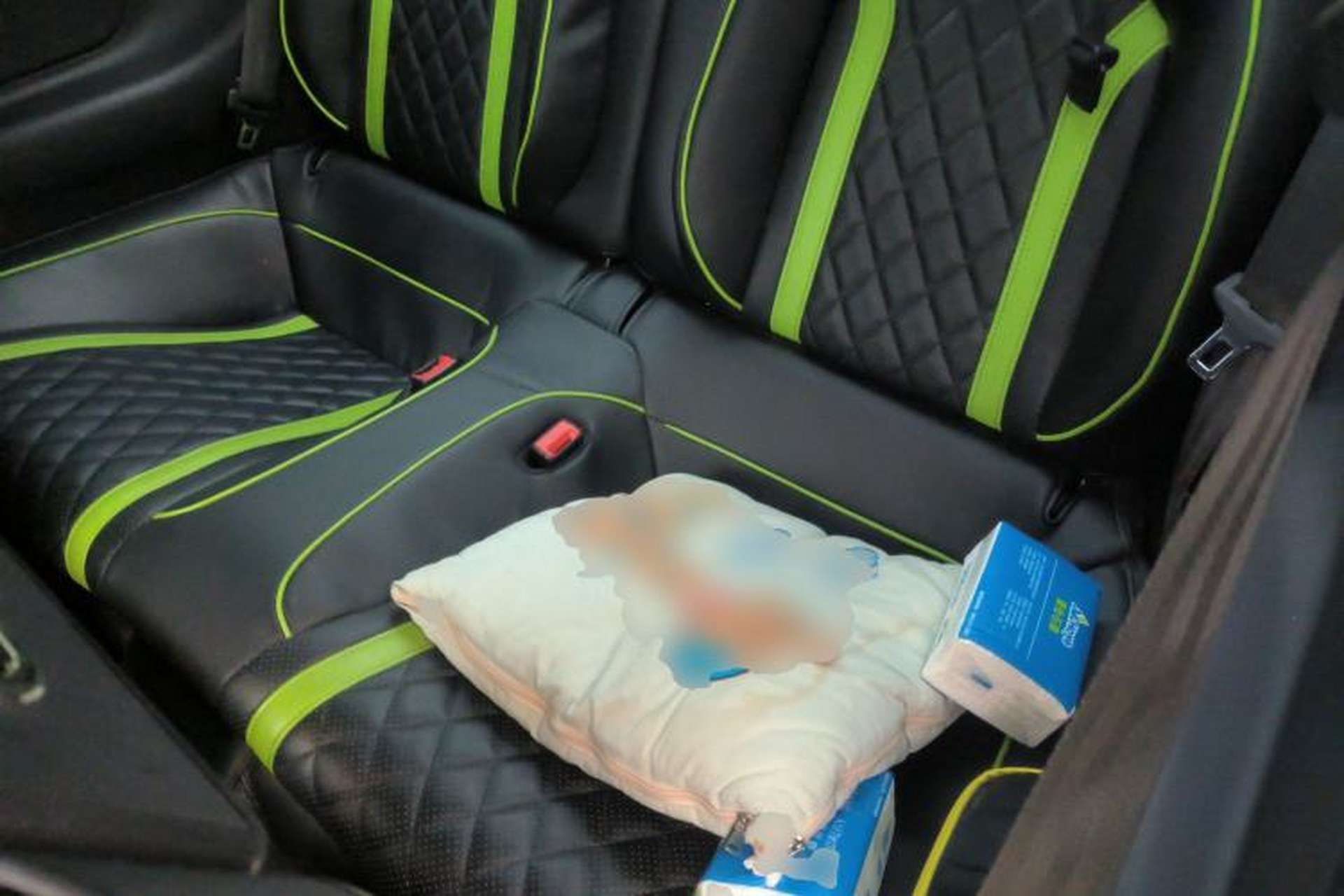 Used Ford Mustang 2020 2.3L EcoBoost Interior 4