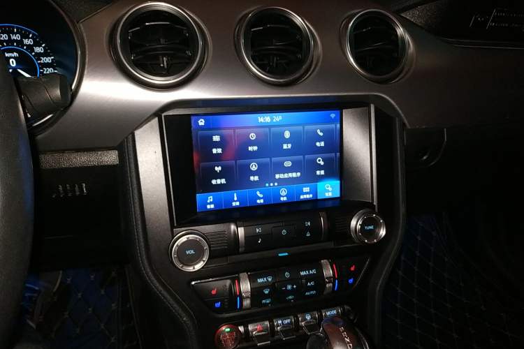 Used Ford Mustang 2020 2.3L EcoBoost Audio And AC Panel