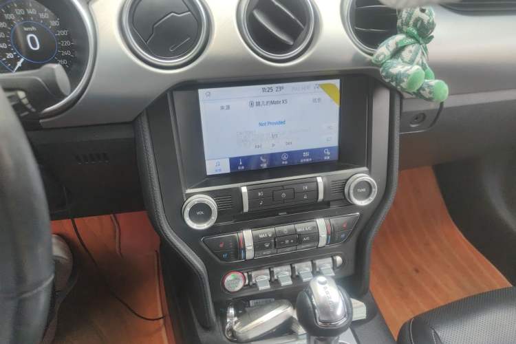 Used Ford Mustang 2020 2.3L EcoBoost Audio And AC Panel