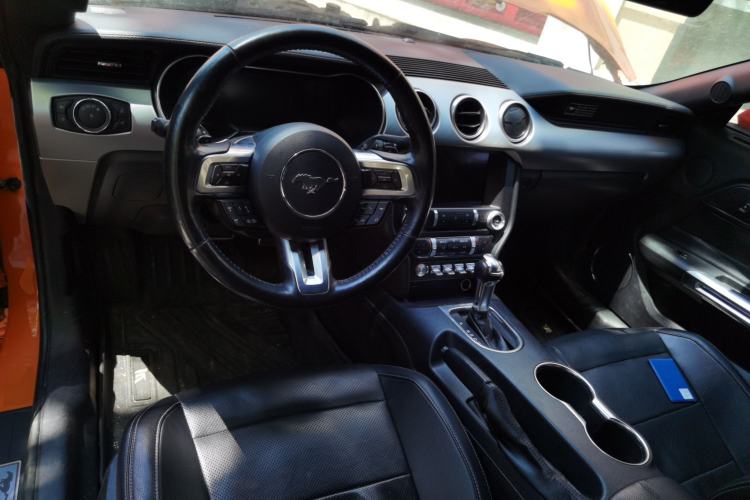 Used Ford Mustang 2020 2.3L EcoBoost Center Console