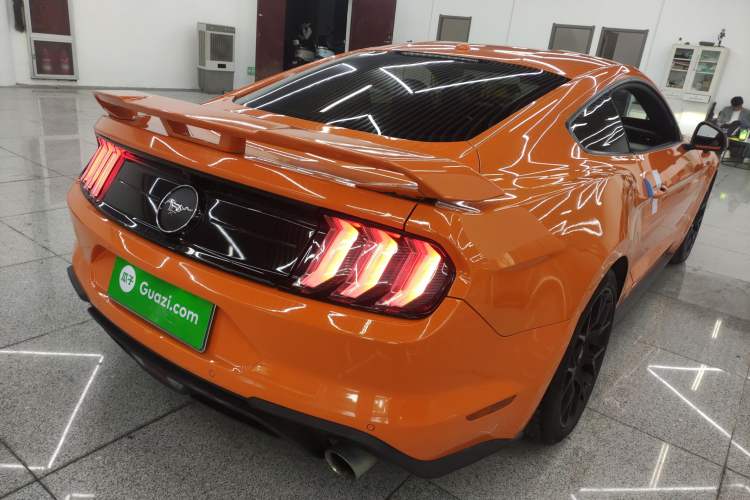 Used Ford Mustang 2020 2.3L EcoBoost Exterior 3