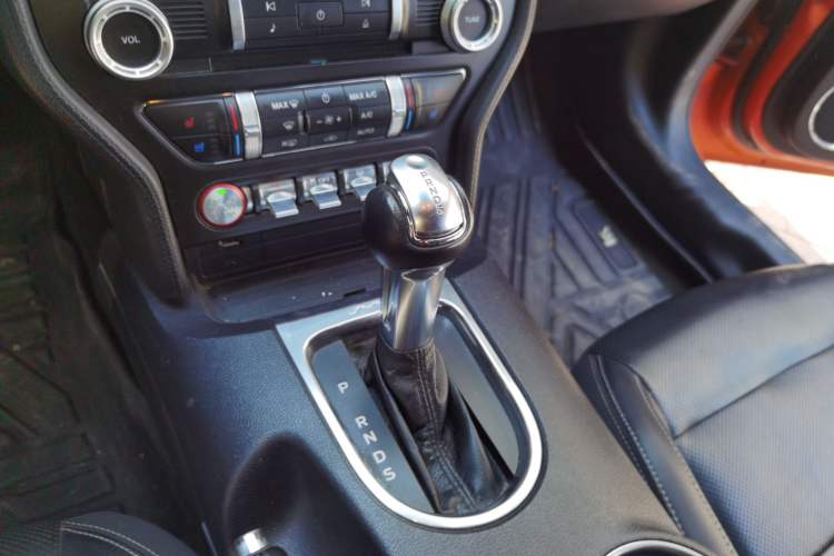 Used Ford Mustang 2020 2.3L EcoBoost Gear Lever