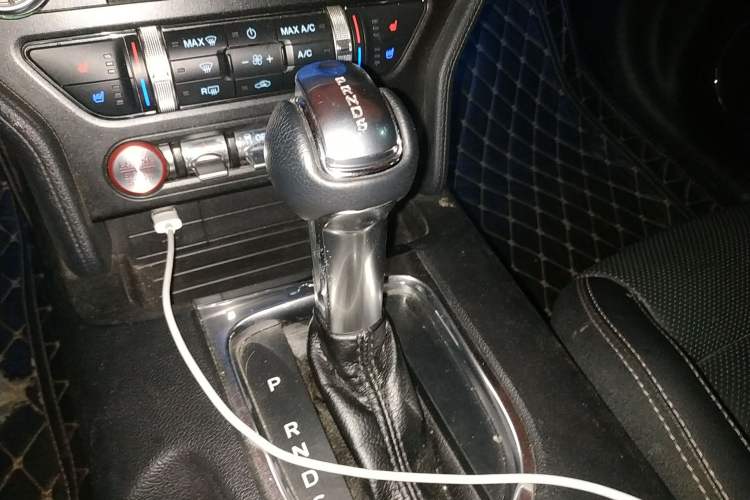 Used Ford Mustang 2020 2.3L EcoBoost Gear Lever