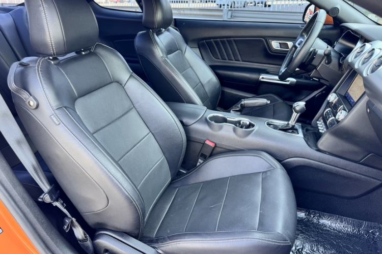 Used Ford Mustang 2020 2.3L EcoBoost Interior 3