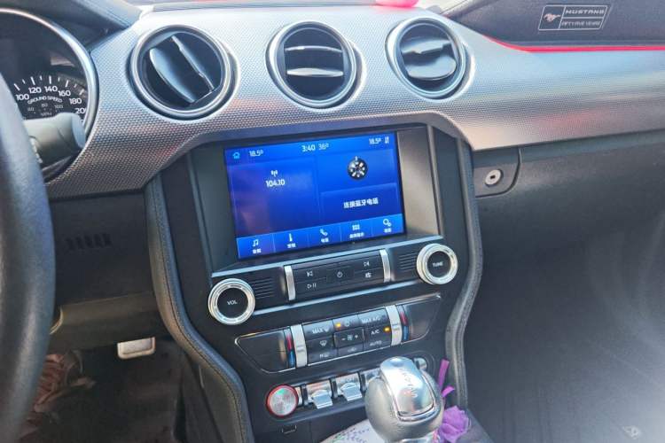 Used Ford Mustang  Audio And AC Panel